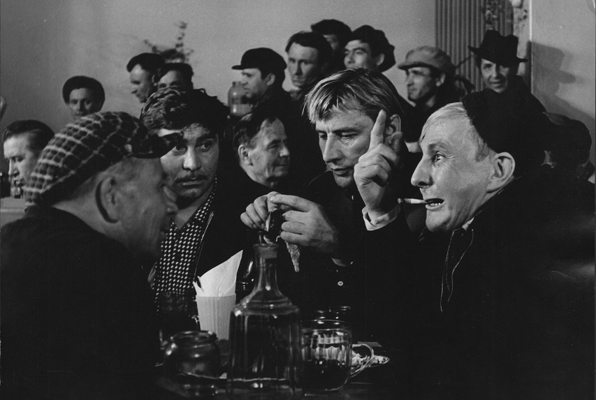 Кадр из фильма «Суровые километры»