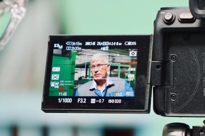 На съемках фильма «Станок и космос: история мастера Балуева». Фото предоставлено создателями