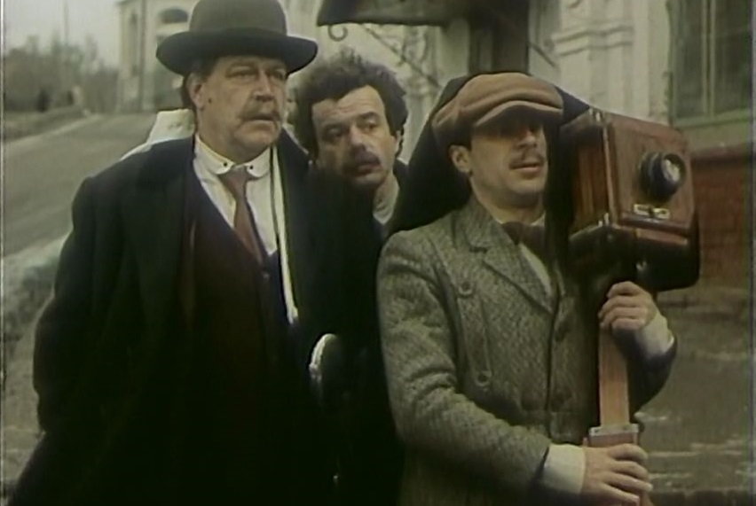 Кадр из фильма «Один и без оружия»