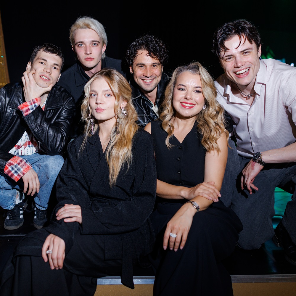 Смотрим фото с церемонии открытия фестиваля «Одна шестая»